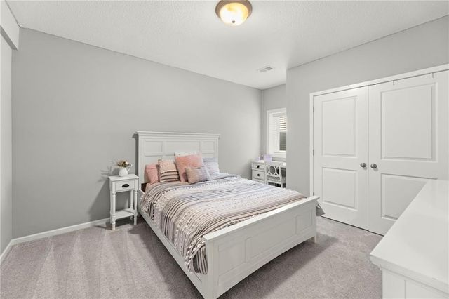17418 S Raintree Drive, Olathe, KS 66062