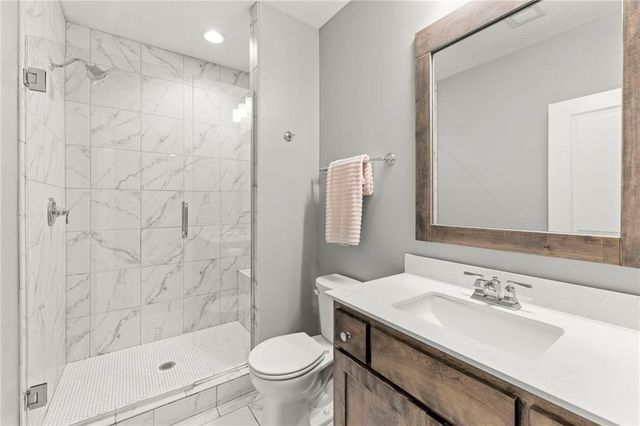 17418 S Raintree Drive, Olathe, KS 66062