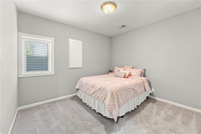 17418 S Raintree Drive, Olathe, KS 66062