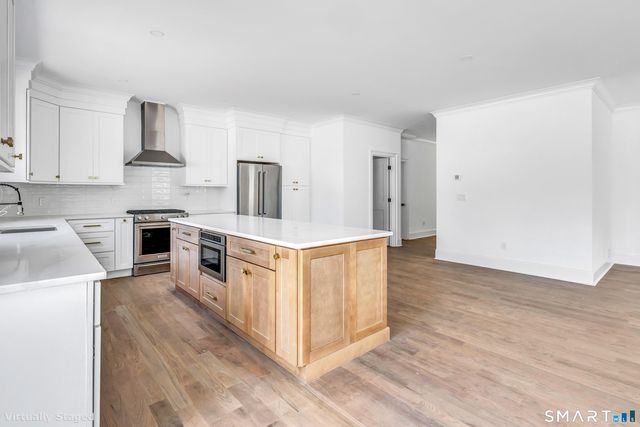 27 Suzanne Circle, Fairfield, CT 06825