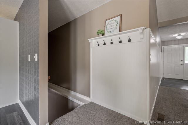 6103 Kaskaskia Drive, Greenville, IN 47124
