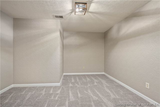 6103 Kaskaskia Drive, Greenville, IN 47124