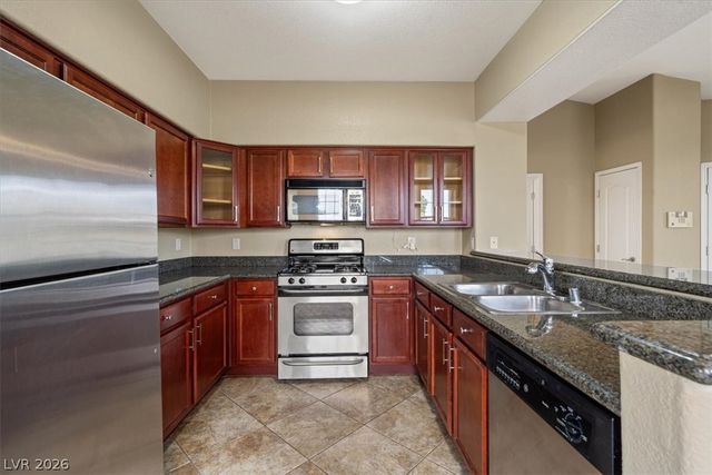 1608 Sussex Street 204, Las Vegas, NV 89144