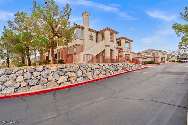 1608 Sussex Street 204, Las Vegas, NV 89144