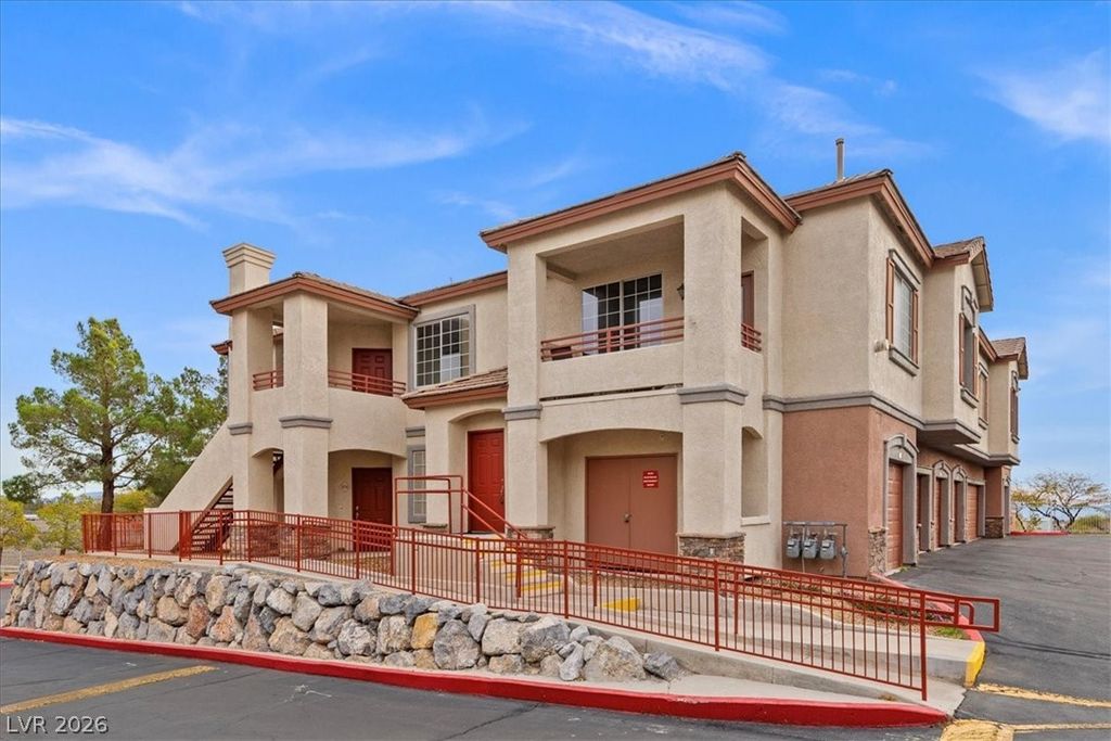 1608 Sussex Street 204, Las Vegas, NV 89144