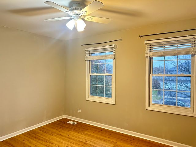 2207 Haider Avenue, Naperville, IL 60564