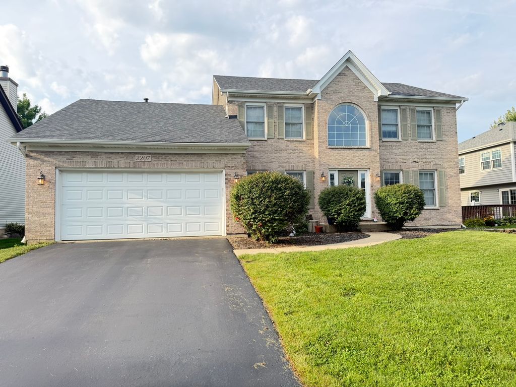2207 Haider Avenue, Naperville, IL 60564