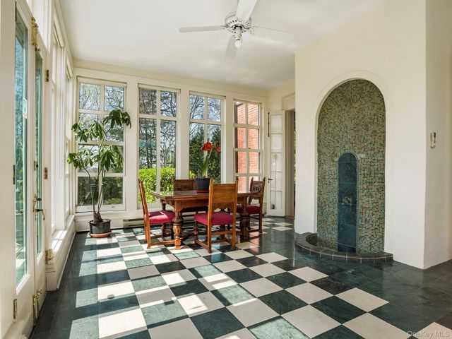 15 Hemlock Road, Bronxville, NY 10708