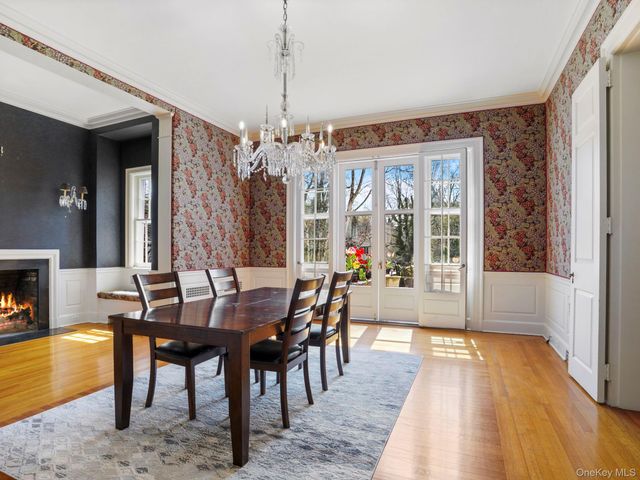 15 Hemlock Road, Bronxville, NY 10708