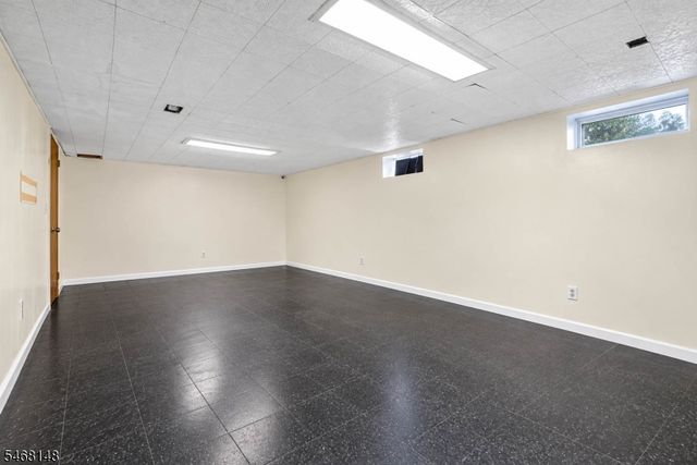 1107 Warren St, Roselle Boro, NJ 07203