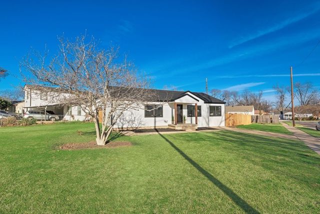 2505 Poinsettia Drive, Dallas, TX 75211