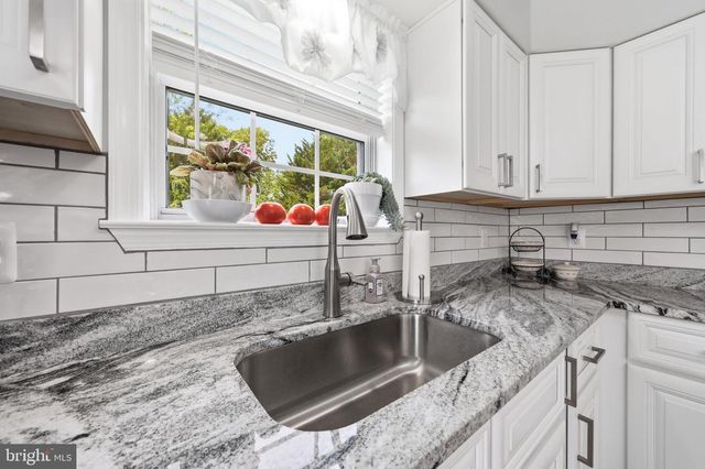 5679 BARBERRY CT, Frederick, MD 21703