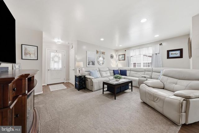 5679 BARBERRY CT, Frederick, MD 21703