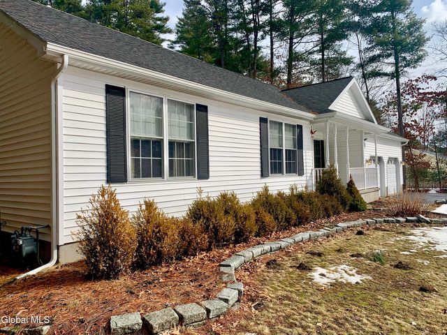 62 Nicole Drive, Queensbury, NY 12804