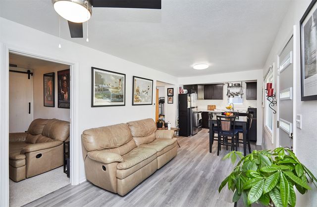 2233 E 34th Street, Des Moines, IA 50317