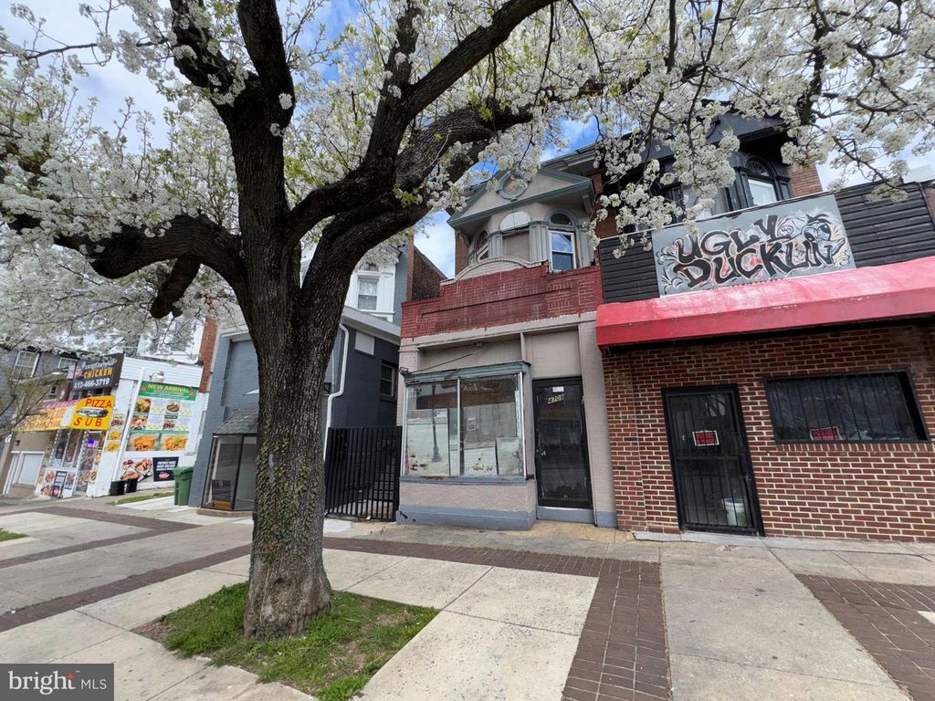 Image 16 of property listing at 4708 LIBERTY HEIGHTS AVE, Baltimore, MD 21207