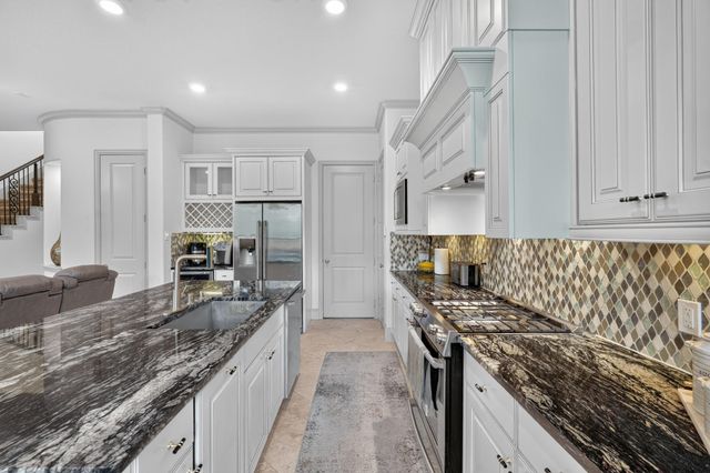 226 Skybranch Court, Conroe, TX 77304