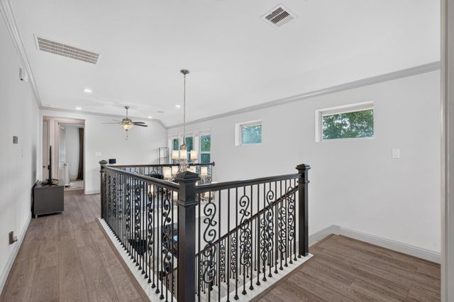 226 Skybranch Court, Conroe, TX 77304