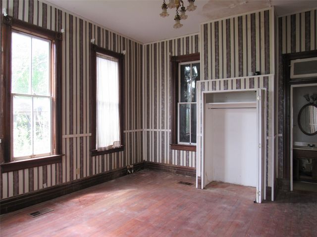 311 Craig Street, Hillsboro, TX 76645