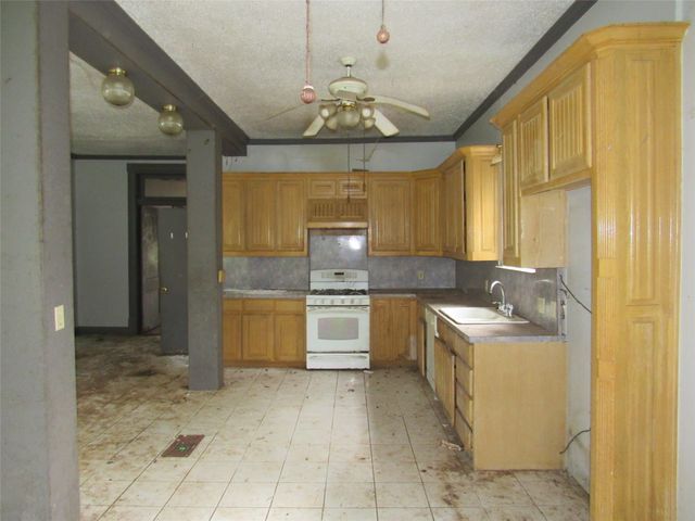 311 Craig Street, Hillsboro, TX 76645