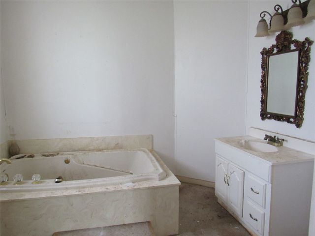 311 Craig Street, Hillsboro, TX 76645