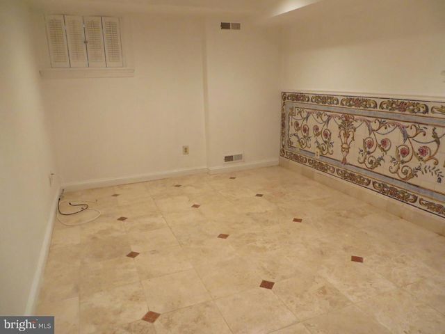 904 ORONOCO ST, Alexandria, VA 22314