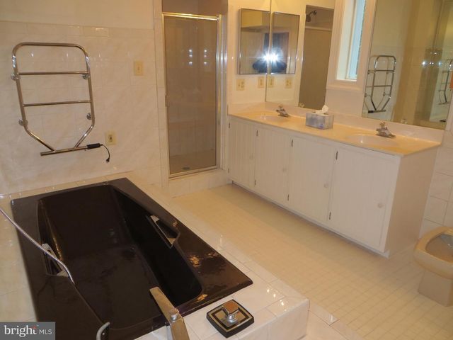 904 ORONOCO ST, Alexandria, VA 22314