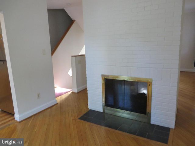 904 ORONOCO ST, Alexandria, VA 22314