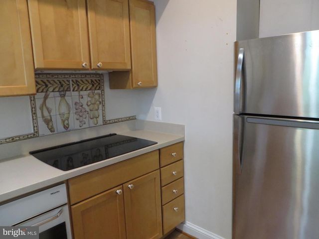 904 ORONOCO ST, Alexandria, VA 22314
