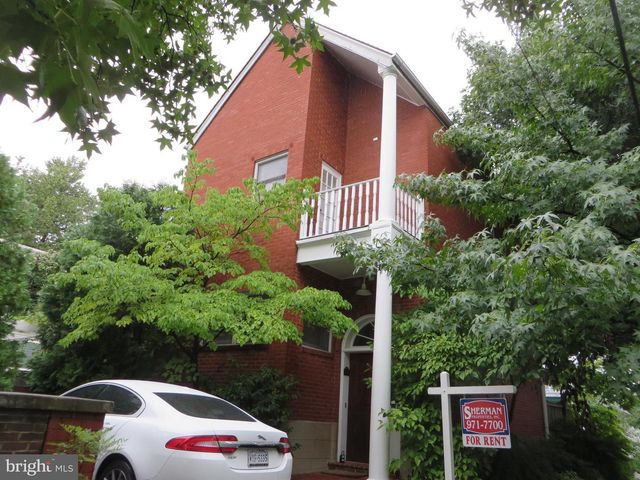 904 ORONOCO ST, Alexandria, VA 22314