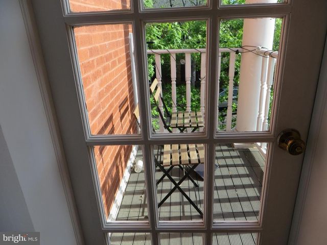 904 ORONOCO ST, Alexandria, VA 22314