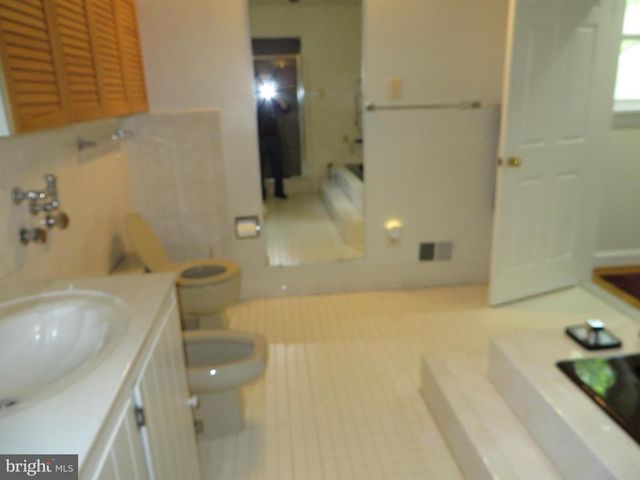 904 ORONOCO ST, Alexandria, VA 22314