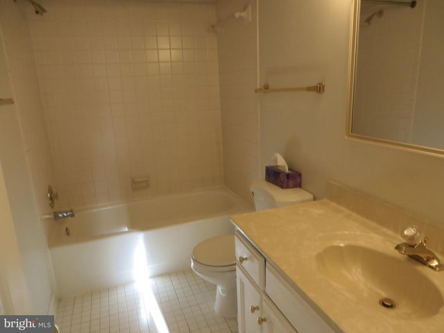 904 ORONOCO ST, Alexandria, VA 22314