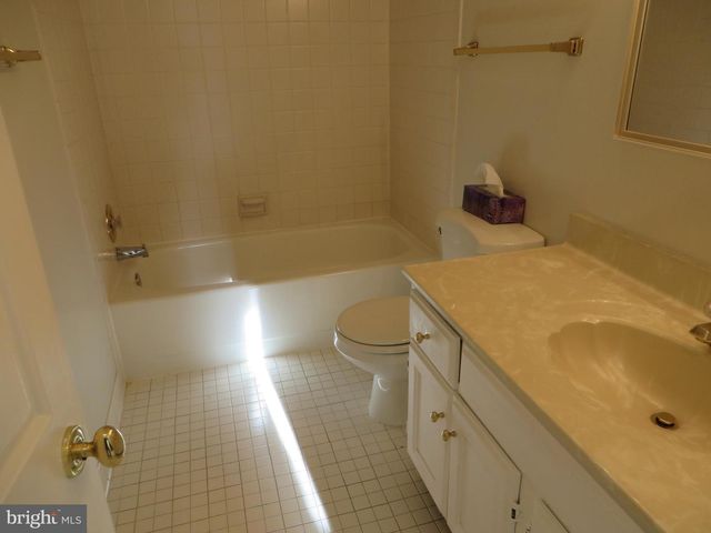 904 ORONOCO ST, Alexandria, VA 22314