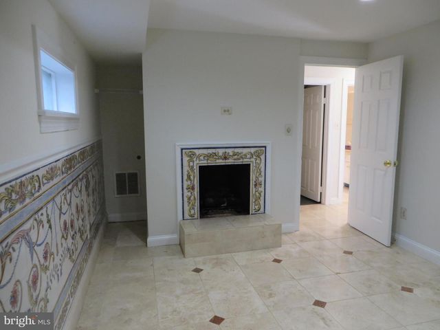 904 ORONOCO ST, Alexandria, VA 22314