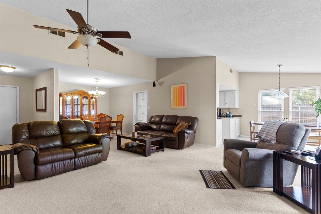3824 Sugar Ridge Road, Fort Worth, TX 76133 — photo 4