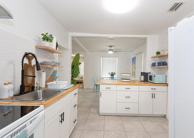 305 N Lakeside Drive, Lake Worth Beach, FL 33460