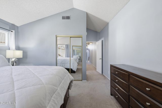 37940 42nd Street Apt 136, Palmdale, CA 93552