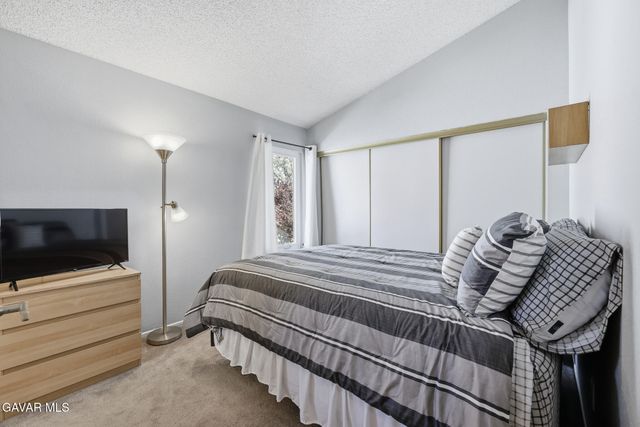 37940 42nd Street Apt 136, Palmdale, CA 93552