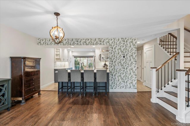 515 High Street 10, Port Jefferson, NY 11777