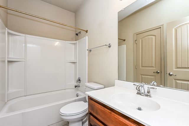 1013 Jodie Drive, Weatherford, TX 76087