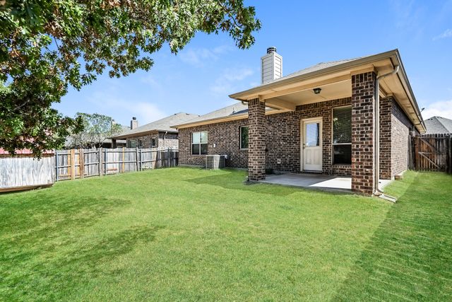 1013 Jodie Drive, Weatherford, TX 76087
