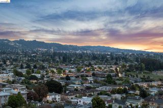 862 Hillside Ave, Albany, CA 94706
