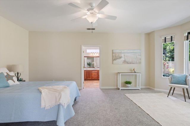 386 Snapdragon Ln, Lincoln, CA 95948