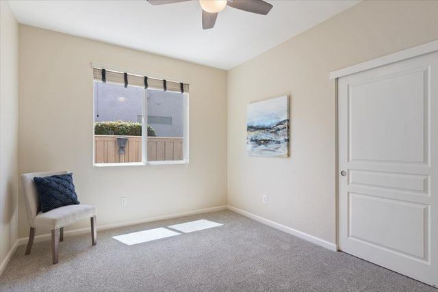 386 Snapdragon Ln, Lincoln, CA 95948