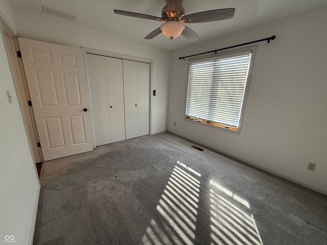 5202 E Harvard Court, Columbus, IN 47203