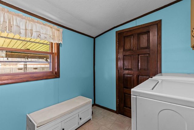 433 SPRUCE STREET, Omro, WI 54963