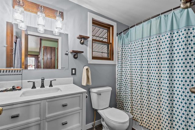 433 SPRUCE STREET, Omro, WI 54963