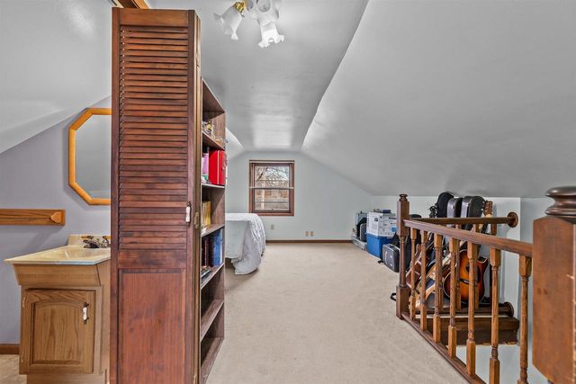 433 SPRUCE STREET, Omro, WI 54963