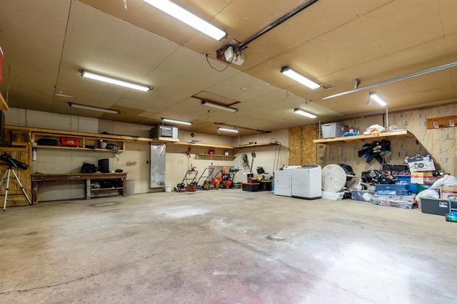 433 SPRUCE STREET, Omro, WI 54963